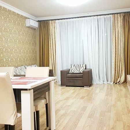 Tbilisi Sea Dream Apartment Esterno foto